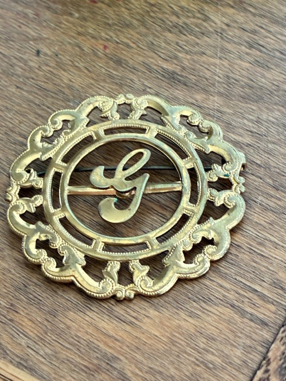VIntage 2" Round 'G' Brooch